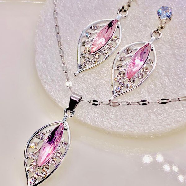 Pink Leaf Stone Necklace Set
