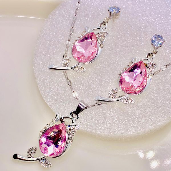 Pink Rose Stone Necklace Set