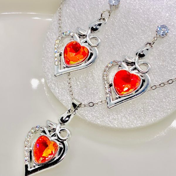 Red Heart Stone Necklace Set